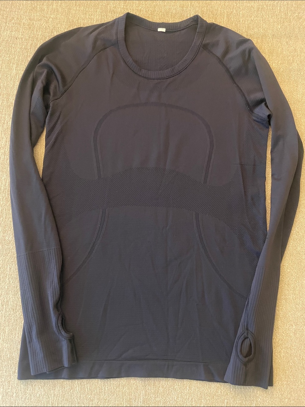 lululemon athletica Men's Long Sleeve Seamless Top - navy